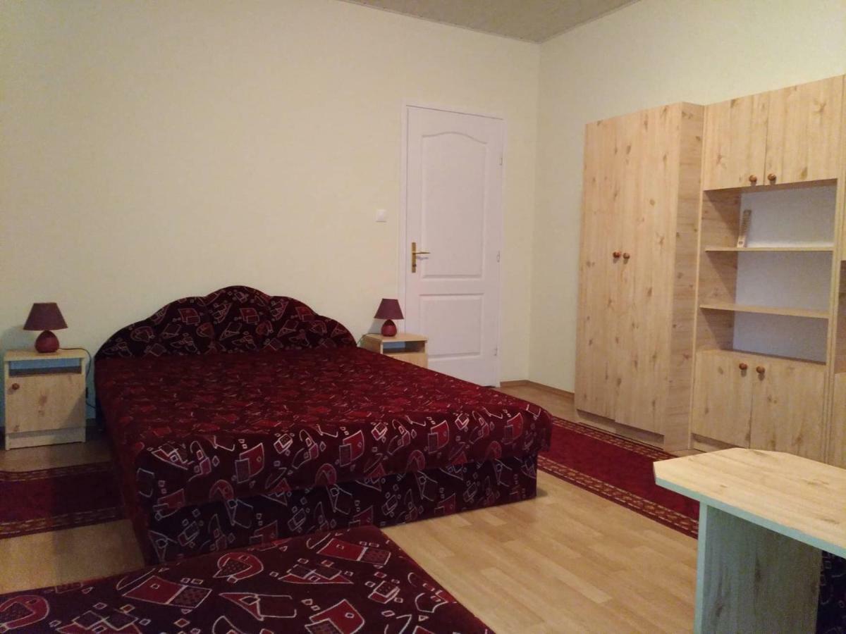 Nora Apartman Apartment บาลาตอนฟุซเฟอ ภายนอก รูปภาพ